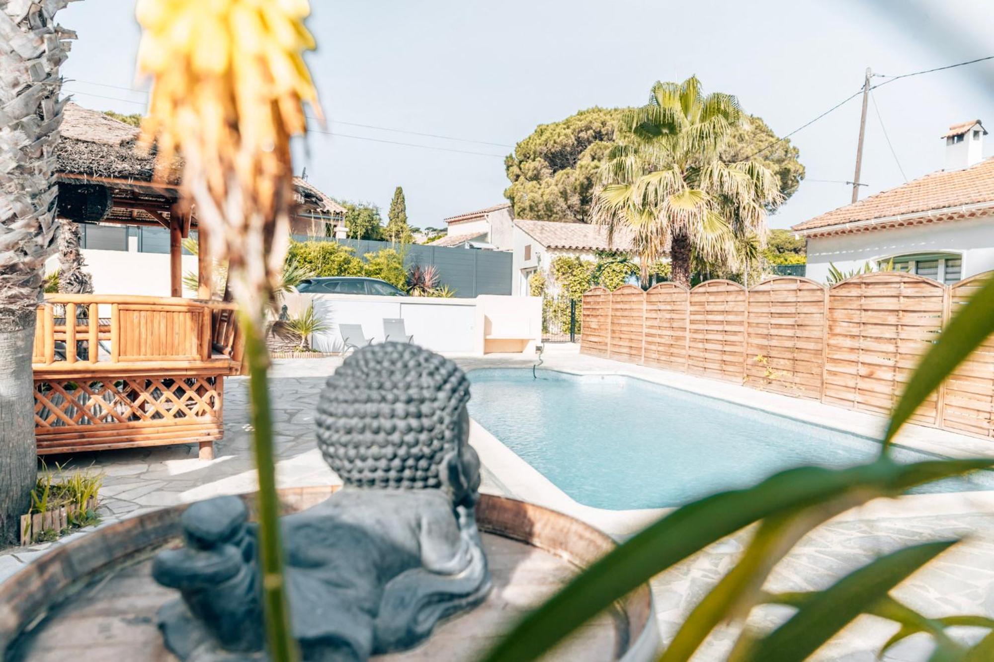 Reve D'azur En Bord De A La Nartelle Avec Piscine Dans La Residence, Terrasse, Bbq, 2 2 Sdb De 35m2 Draps Inclus Holiday home Sainte-Maxime