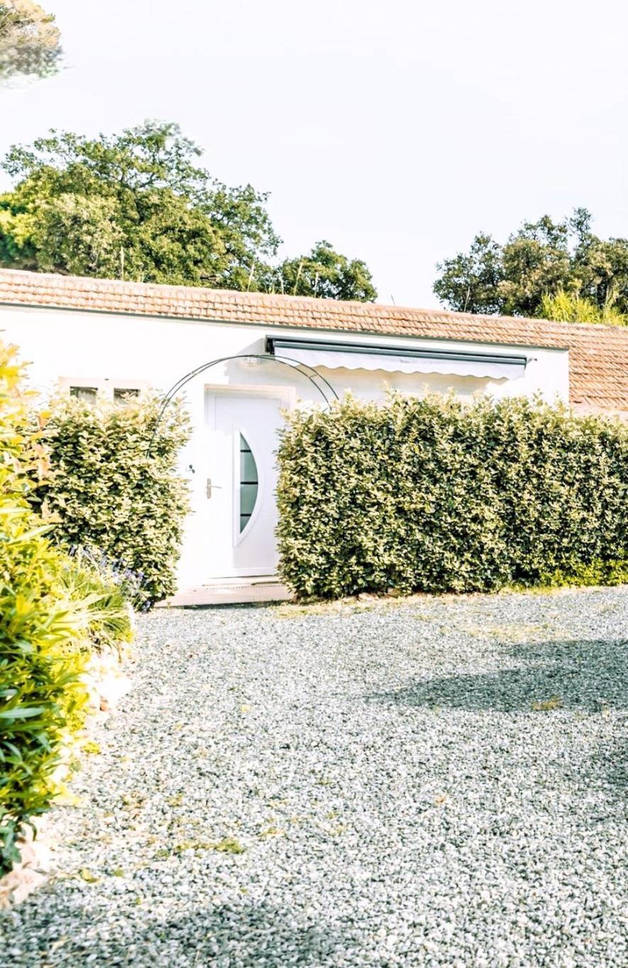 Holiday home Reve D'azur En Bord De A La Nartelle Avec Piscine Dans La Residence, Terrasse, Bbq, 2 2 Sdb De 35m2 Draps Inclus *