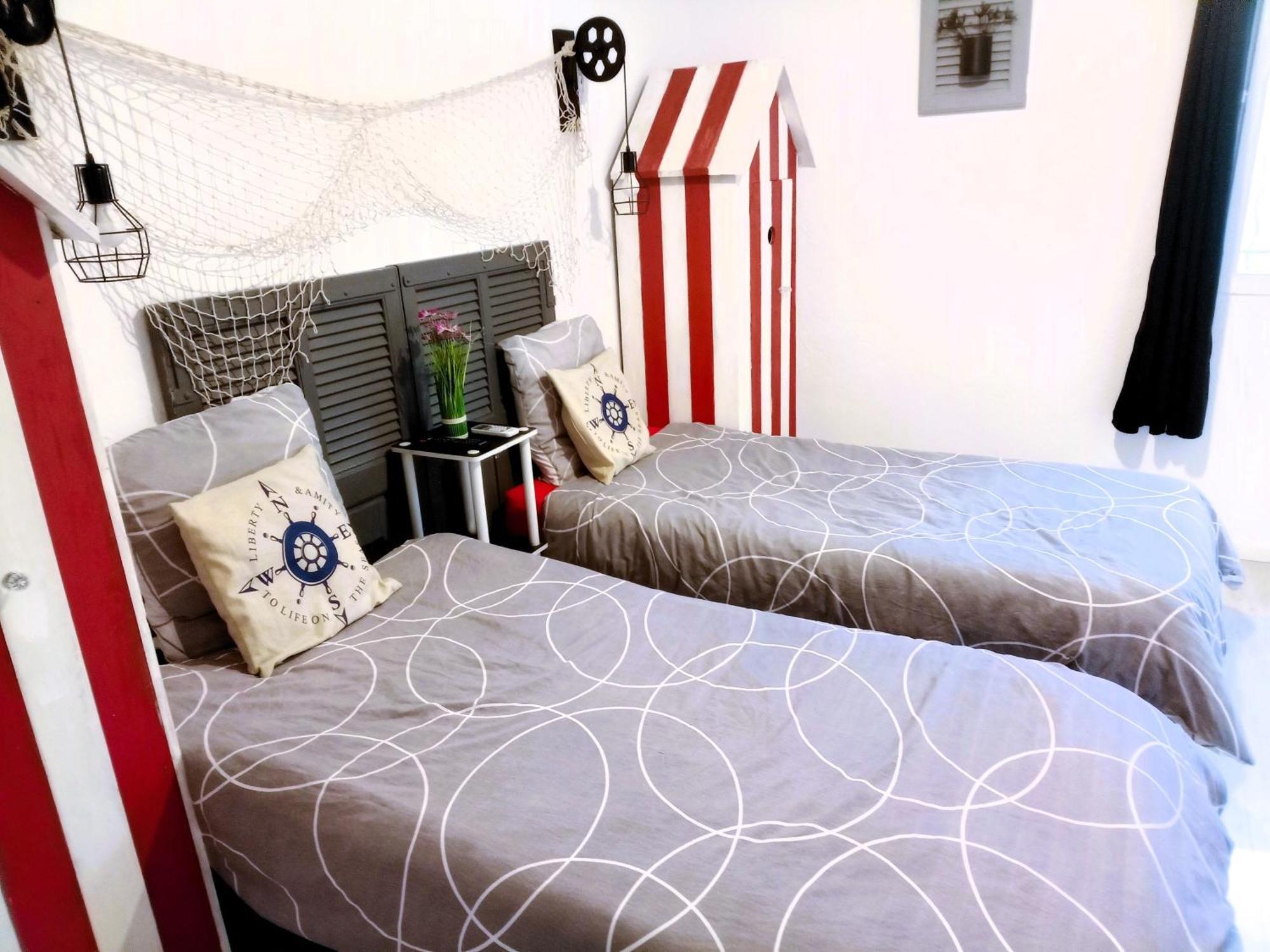 Reve D'azur En Bord De A La Nartelle Avec Piscine Dans La Residence, Terrasse, Bbq, 2 2 Sdb De 35m2 Draps Inclus *